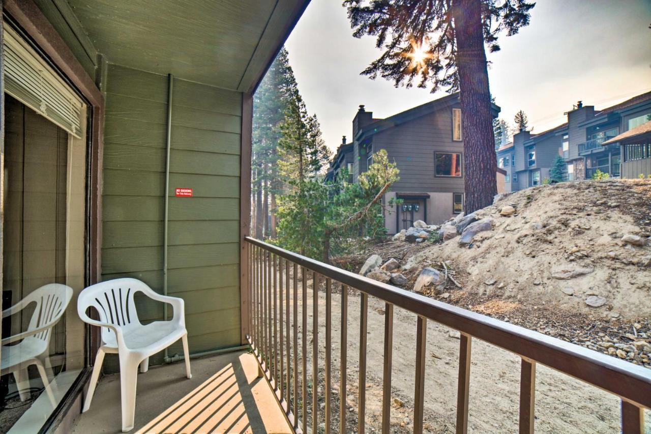 Mammoth Mtn Escape With Pool And Walk To Ski Lift Appartement Mammoth Lakes Buitenkant foto